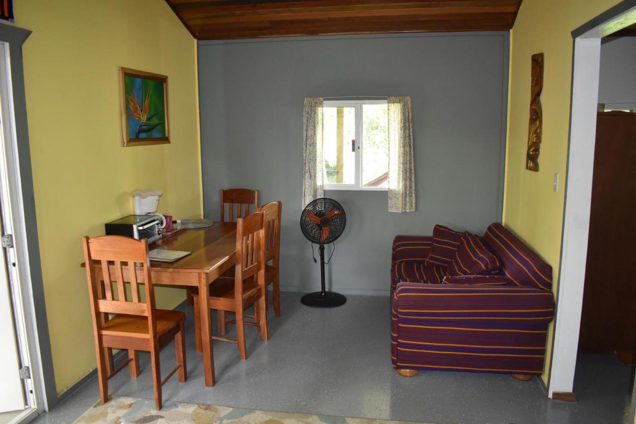 Хостел Hidden Haven Unitedville Экстерьер фото